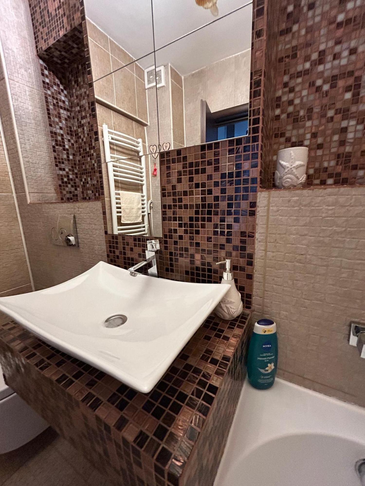 Luxury & Cosy - Infinit Apartments ブカレスト エクステリア 写真